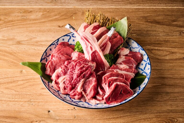 Six-Cut Lamb Platter